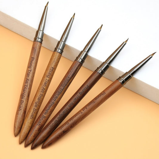 Triangle Brush (Cọ Vẽ Tam Giác Cán Gỗ)