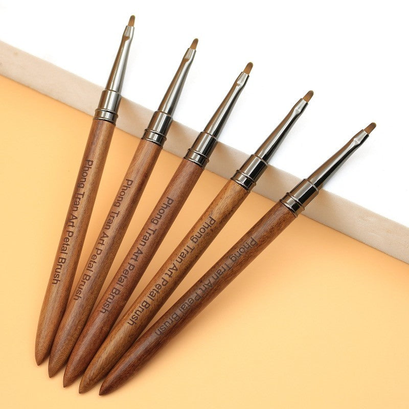 Petal Brush (Cọ Hoa Cúc Cán Gỗ)