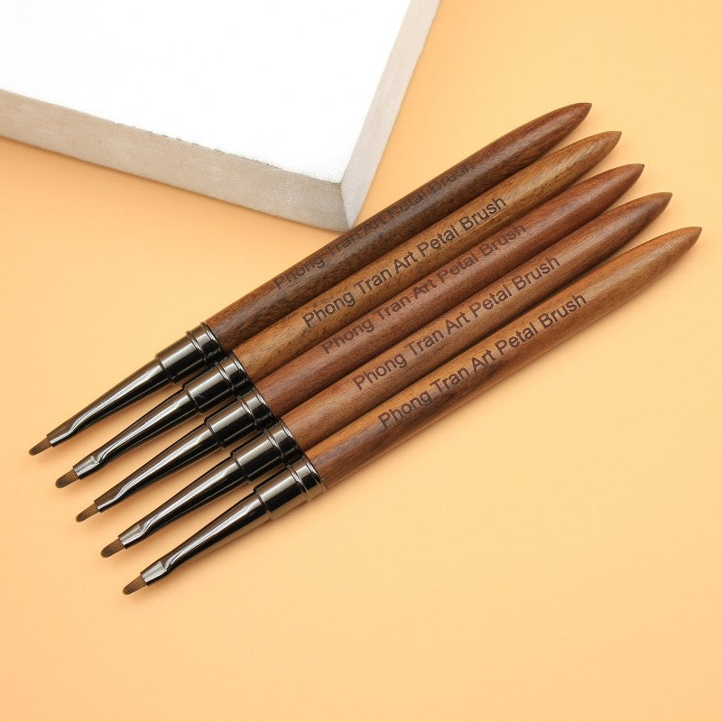 Petal Brush (Cọ Hoa Cúc Cán Gỗ)